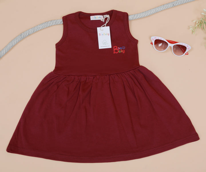 SLEEVELESS GATHERED SKIRT