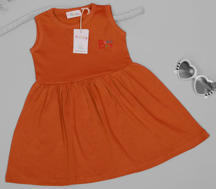 SLEEVELESS GATHERED SKIRT